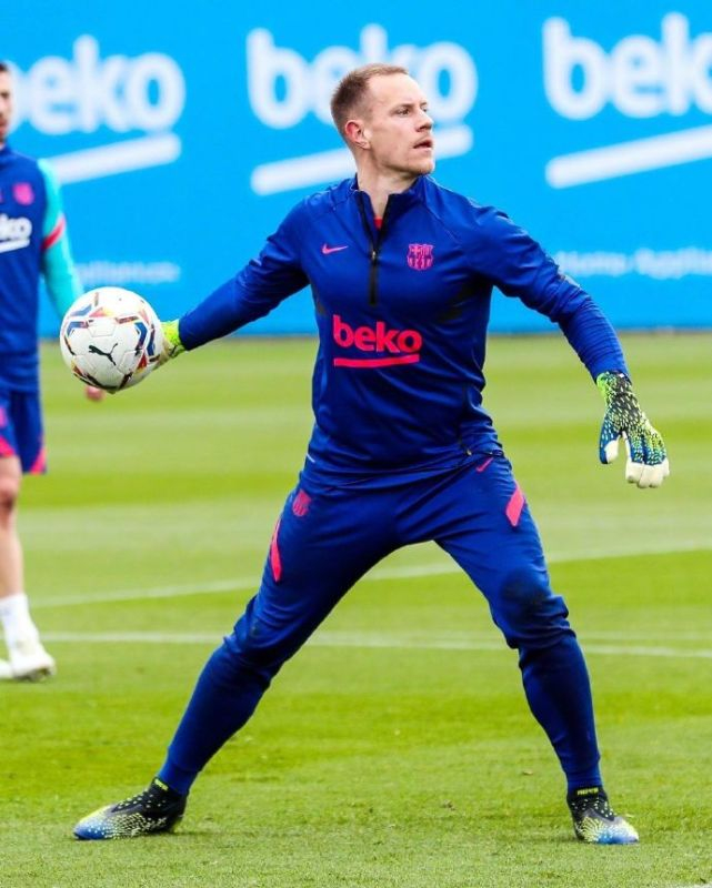 乐竟体育-包含里程碑夜！皇家社会造点机会，欧篮联国际比赛日刷纪录，更衣室稳定，团队化学反应显著的词条